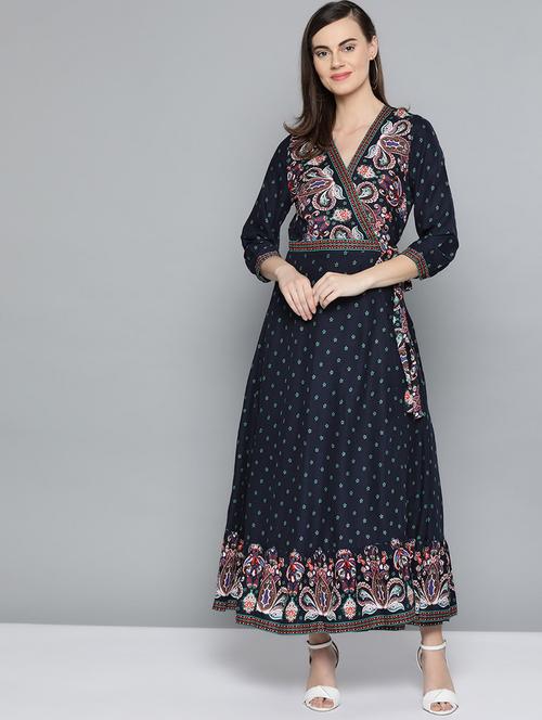 overlap neck printed wrap dress - 16981240 - Very Small Image - 1