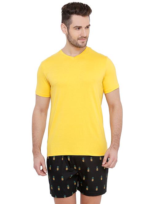 yellow solid t-shirt with black printed boxers - 16988238 - Very Small Image - 1