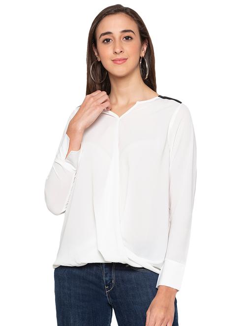 color block notch neck top - 16989874 - Very Small Image - 1