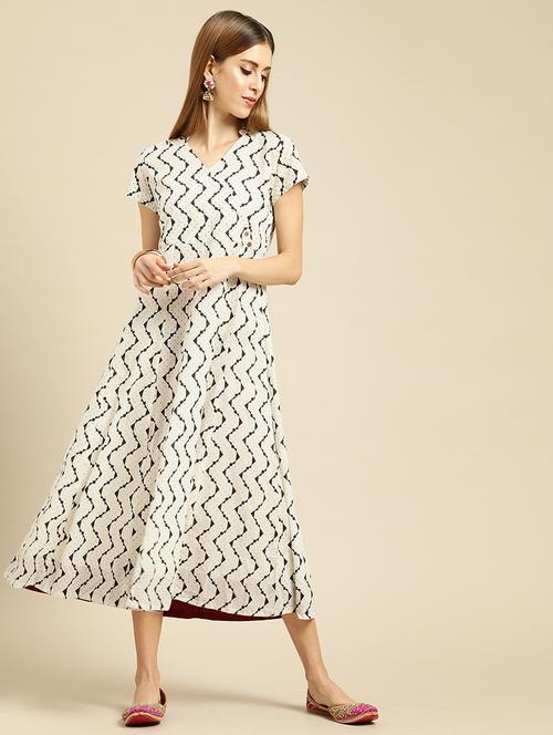 v-neck chevron fit & flare dress - 17019469 - Very Small Image - 1