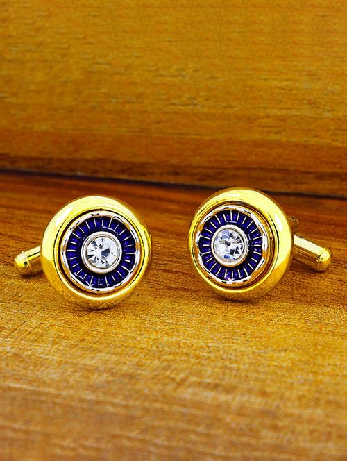gold metal cufflinks - 17068891 - Very Small Image - 1
