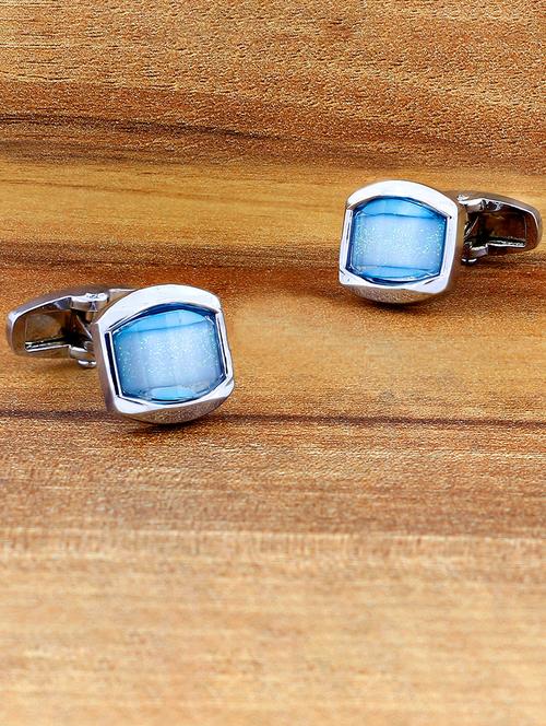 green, silver metal cufflinks - 17068931 - Very Small Image - 1