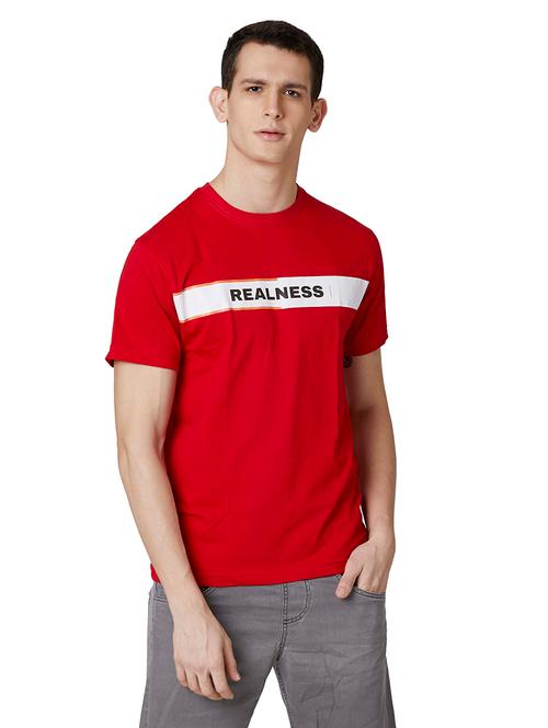red typographic chest print t-shirt - 17089233 - Very Small Image - 1