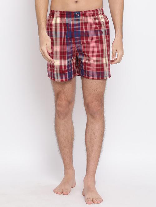 red checkered boxer - 17095947 - Very Small Image - 1