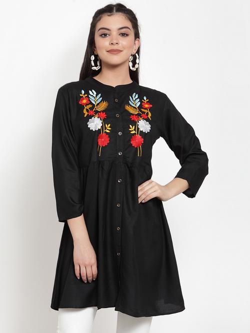 embroidered a-line kurta - 17112031 - Very Small Image - 1