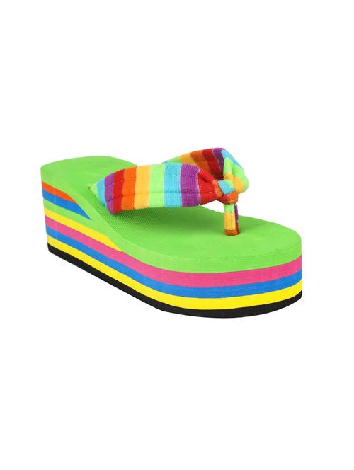 green rubber slippers & flip flop - 17120869 - Very Small Image - 1