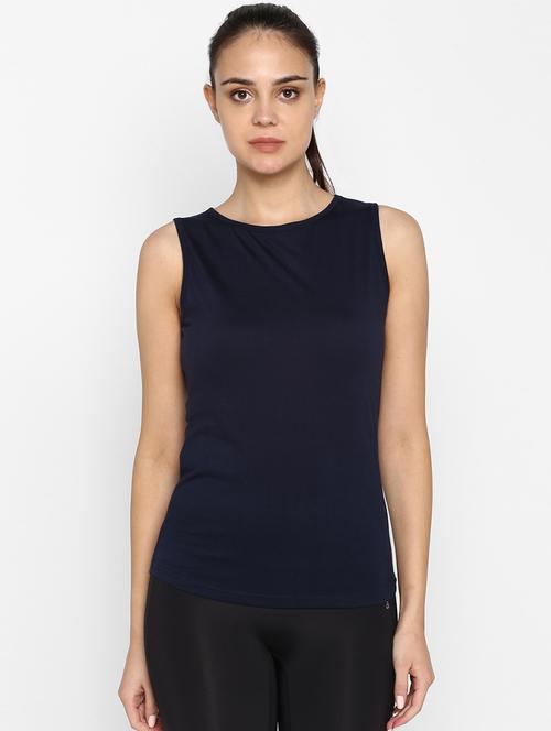 women's plain round neck t-shirt - 17124833 - Very Small Image - 1