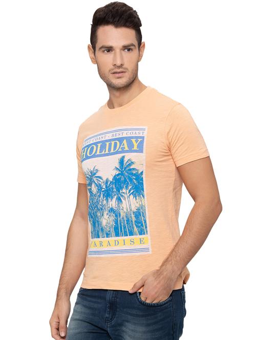 orange chest print t-shirt - 17154944 - Very Small Image - 1