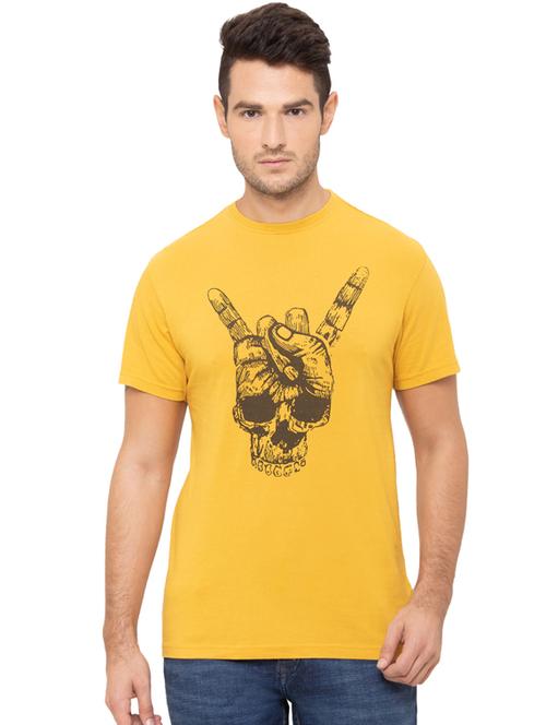 yellow chest print t-shirt - 17154966 - Very Small Image - 1