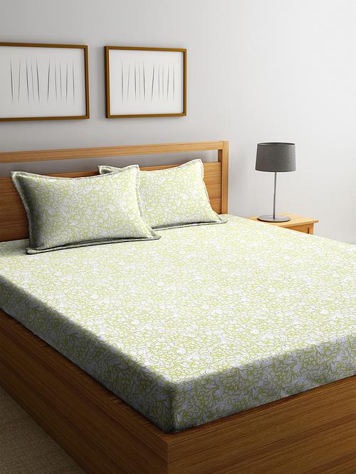 cotton bedsheet with two pillow cover - 17186478 - Very Small Image - 1