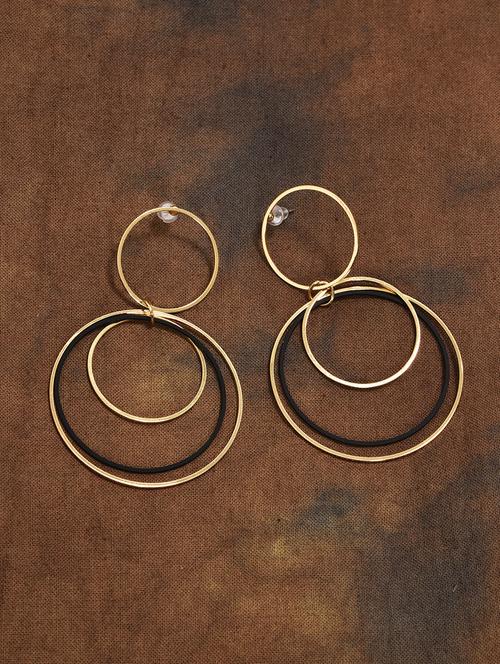 gold metal drop earring - 17191377 - Very Small Image - 1