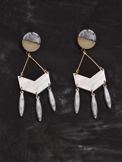 grey metal drop earring - 17191391 - Very Small Image - 1