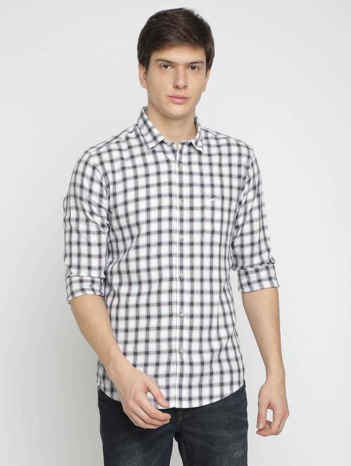white checkered casual shirt - 17194193 - Very Small Image - 1