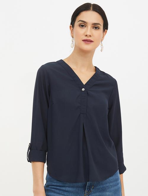 curved hem v-neck top - 17215447 - Very Small Image - 1