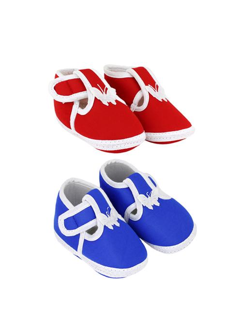 set of 2 booties - 17251422 - Very Small Image - 1