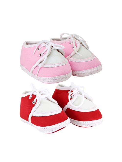 set of 2 booties - 17251435 - Very Small Image - 1