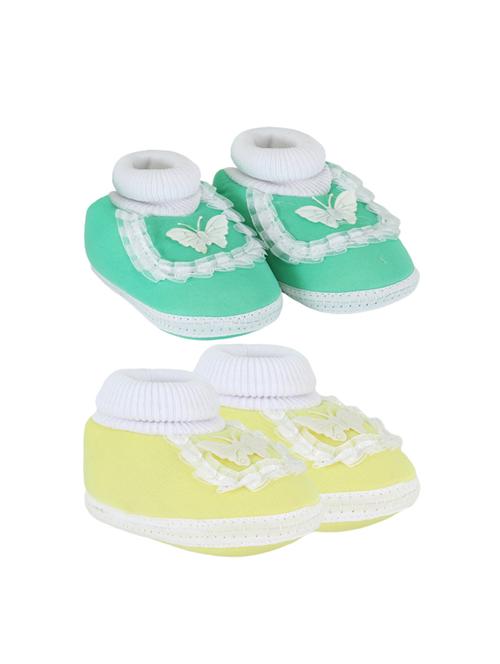 set of 2 booties - 17251465 - Very Small Image - 1