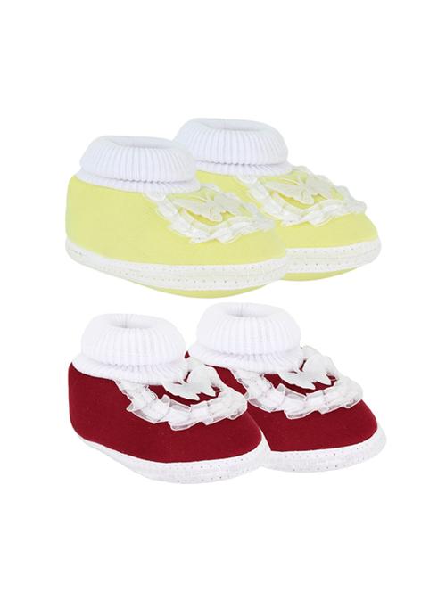 set of 2 booties - 17251470 - Very Small Image - 1