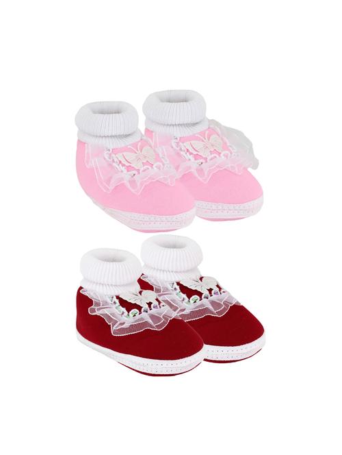 set of 2 booties - 17251574 - Very Small Image - 1