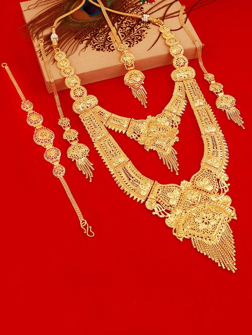gold plated set with earrings , maangtikka, adjustable bracelet - 17269240 - Very Small Image - 1
