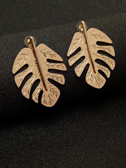 gold metal drop earring - 17289374 - Very Small Image - 1
