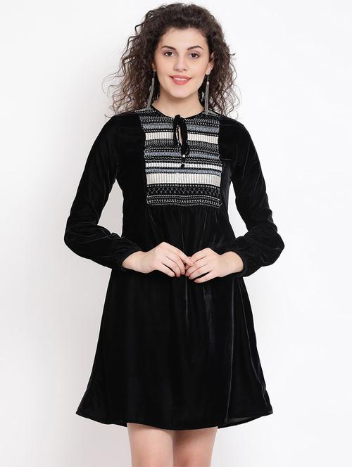 tie up neck velvet dress - 17341451 - Very Small Image - 1