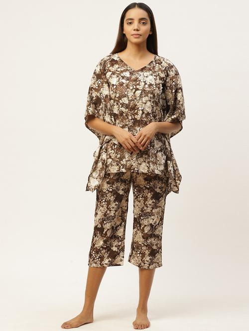floral top with capri set - 17360560 - Very Small Image - 1