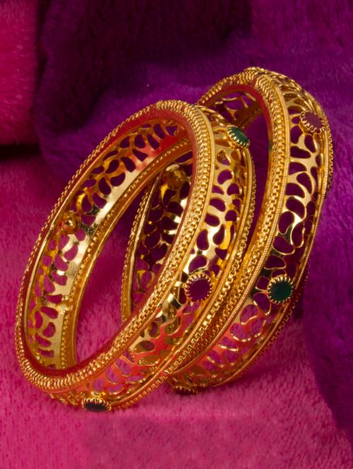 set of 2 gold tone bangles - 17363579 - Very Small Image - 1