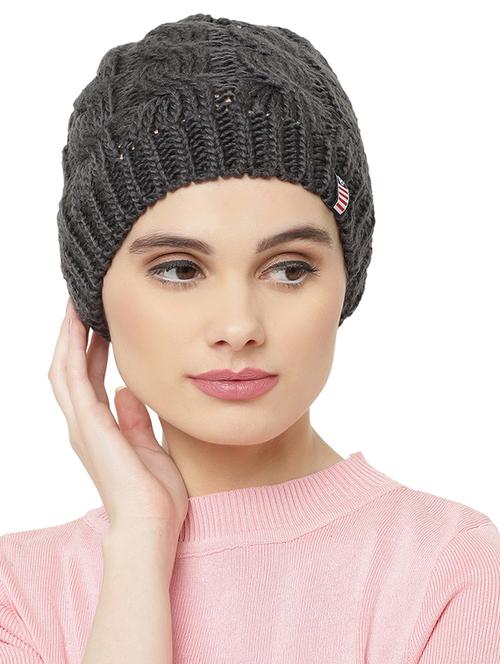 grey wool cap - 17364286 - Very Small Image - 1