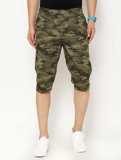 green camouflage three - fourth - 17376774 - Very Small Image - 1