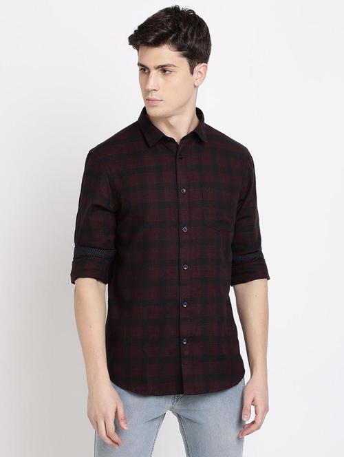 red checkered casual shirt - 17378893 - Very Small Image - 1