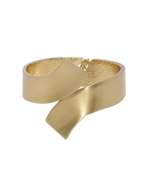 gold metal cuffs bracelet - 17397186 - Very Small Image - 1