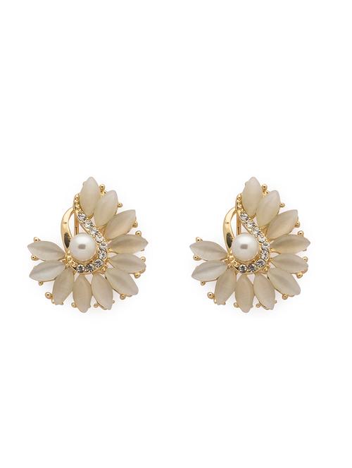 gold metal studs earring - 17407331 - Very Small Image - 1