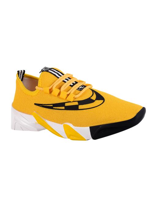 yellow sport shoes - 17411383 - Very Small Image - 1