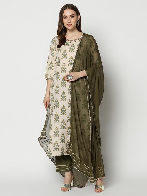 ikat suit set - 17428317 - Very Small Image - 1