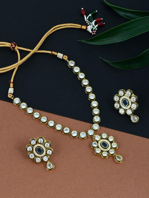 gold brass necklaces and earring - 17465864 - Very Small Image - 1