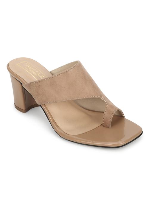 nude one toe sandal - 17472909 - Very Small Image - 1