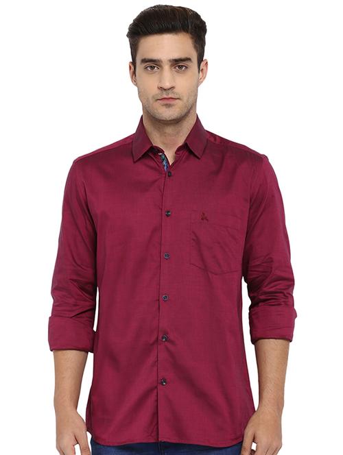 maroon solid casual shirt - 17507356 - Very Small Image - 1