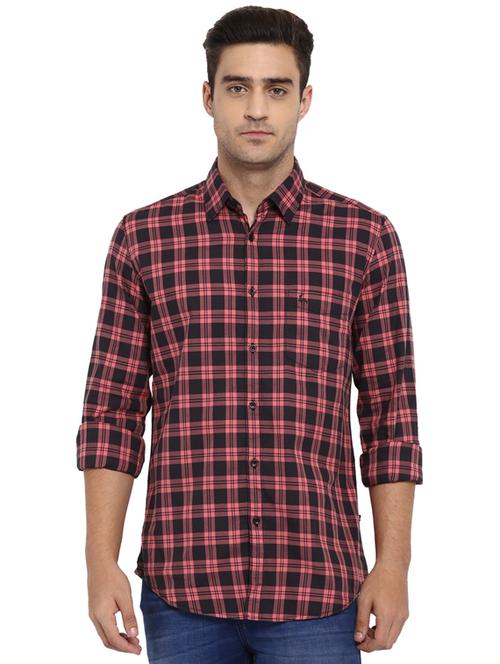 red checkered casual shirt - 17507444 - Very Small Image - 1