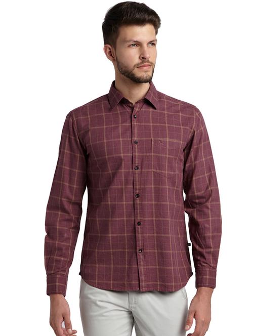 red checkered casual shirt - 17507577 - Very Small Image - 1