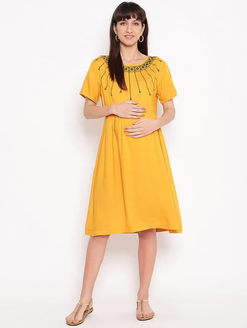 embroidered maternity wear dress - 17521962 - Very Small Image - 1