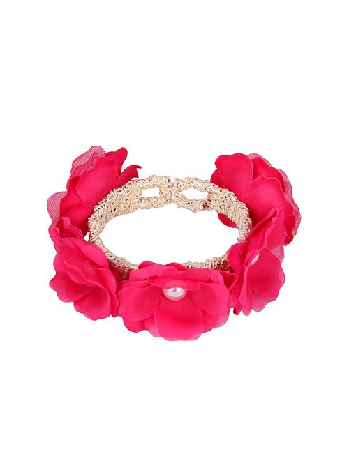red metal bangle bracelet - 17530599 - Very Small Image - 1