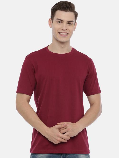 maroon solid t-shirt - 17530872 - Very Small Image - 1