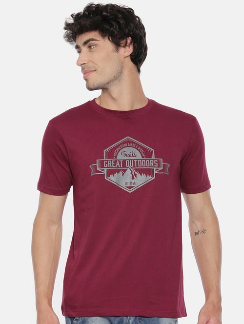 maroon printed t-shirt - 17530912 - Very Small Image - 1
