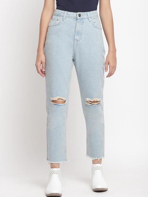 knee slit boyfriend jeans - 17549074 - Very Small Image - 1