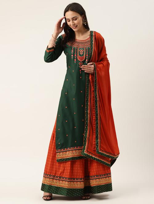 embroidered unstitched suit - 17550363 - Very Small Image - 1