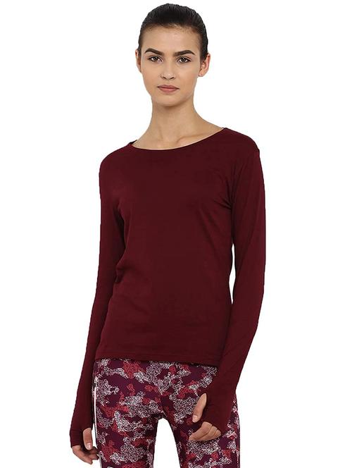 thumb hole sleeved solid tee - 17554397 - Very Small Image - 1