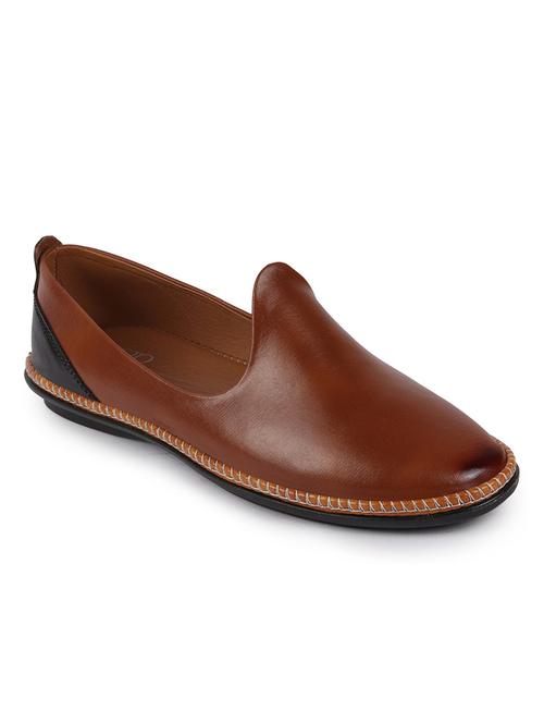 tan pu slip on jutis - 17554507 - Very Small Image - 1