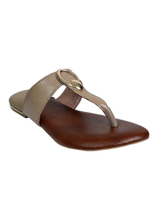 beige leather toe separator sandals - 17559972 - Very Small Image - 1