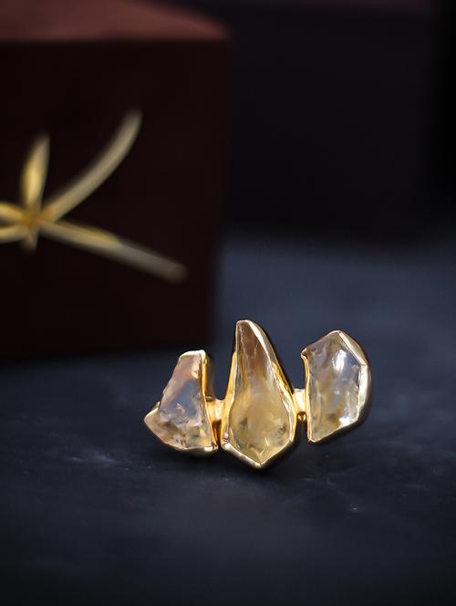 gold brass finger ring - 17565143 - Very Small Image - 1